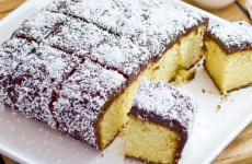 Bolo-Lamington-australiano.-Aprendi-com-uma-colega-da-faculdade